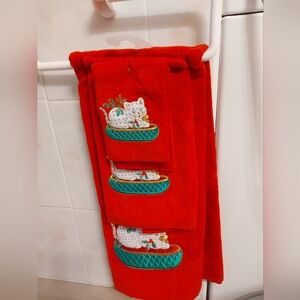 3 decorative towel